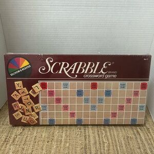 1982 Scrabble Crossword Game Factory Sealed Selchow & Righter. Brand New